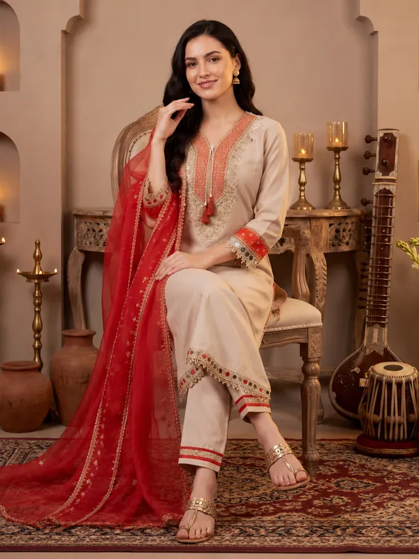 Cream_Embroidered_Silk_Blend_Kurta_Trouser_Dupatta_Set