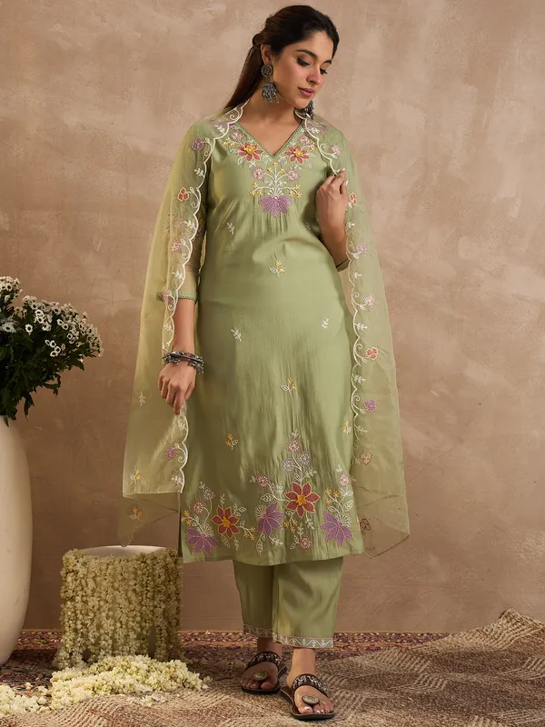 Green_Embroidered_Silk_Kurta_Trouser_Dupatta_Set