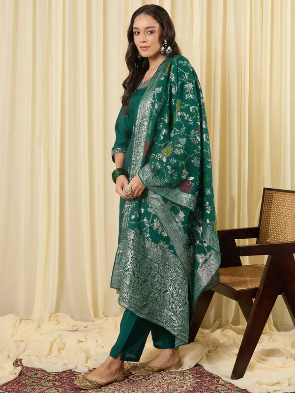 Green_Embroidered_Silk_Blend_Kurta_Trouser_Dupatta_Set