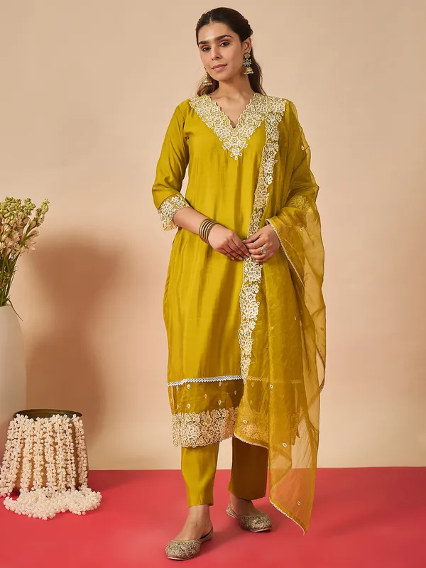 Green_Embroidered_Silk_Kurta_Trouser_Dupatta_Set