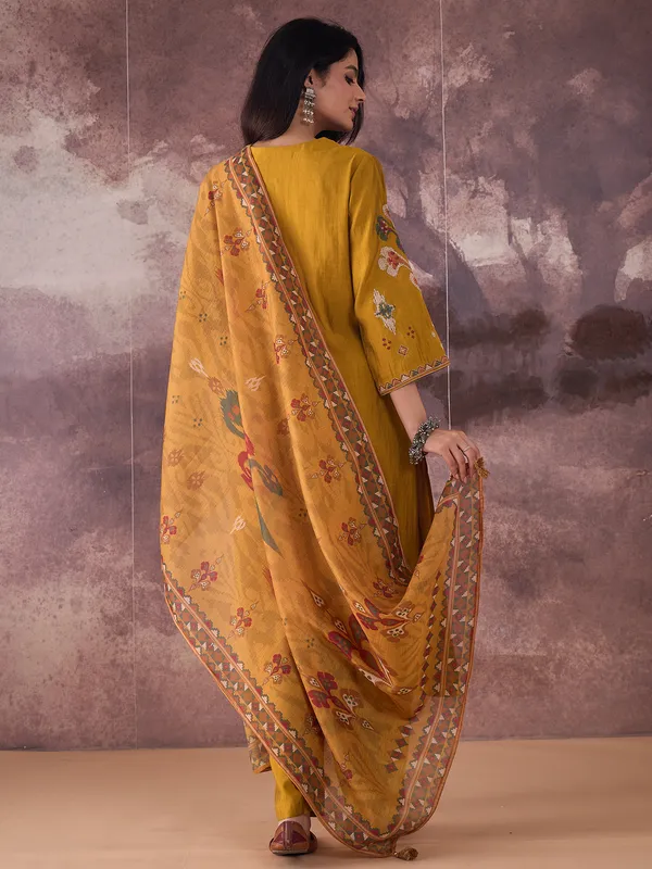 Mustard_Embroidered_Silk_Blend_Kurta_Trouser_Dupatta_Set