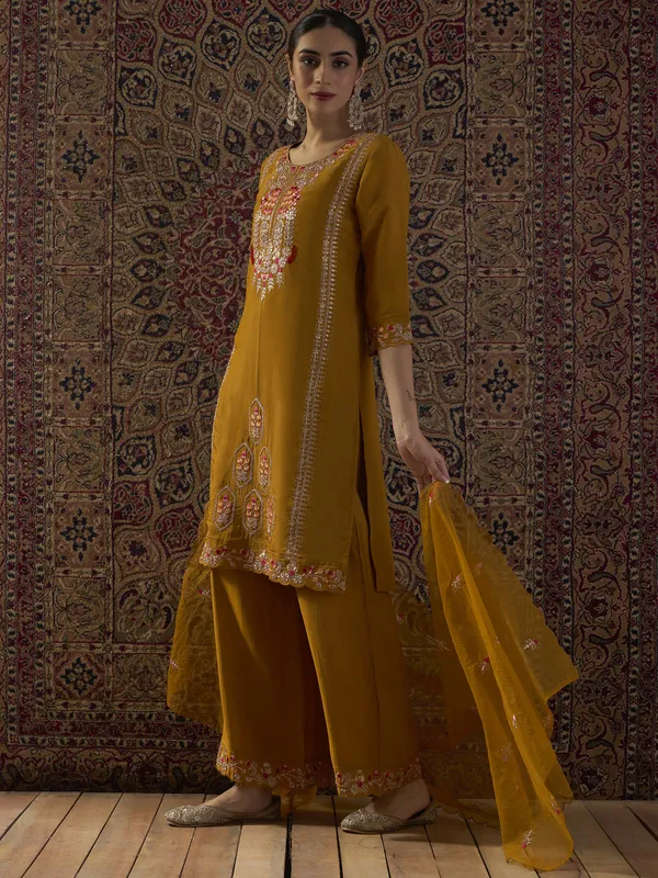 Mustard_Embroidered_Silk_Blend_Kurta_Trouser_Dupatta_Set
