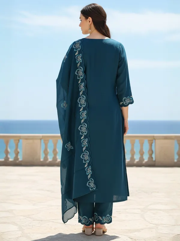Navy_Blue_Embroidered_Silk_Blend_Kurta_Trouser_Dupatta_Set