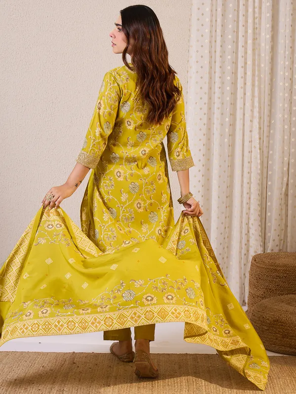 Olive_Printed_Chanderi_Silk_Kurta_Trouser_Dupatta_Set
