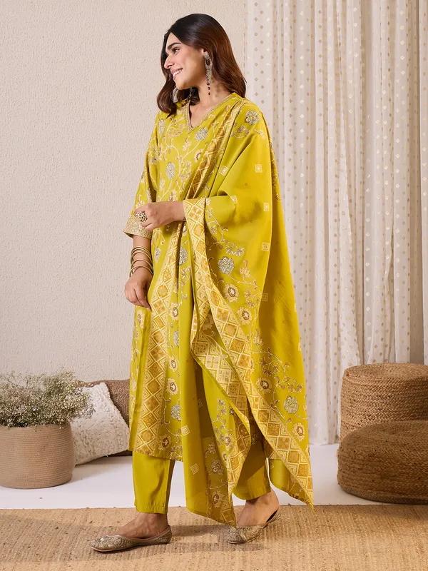 Olive_Printed_Chanderi_Silk_Kurta_Trouser_Dupatta_Set