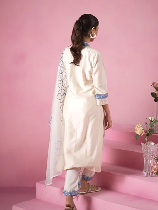 Off_White_Embroidered_Straight_Kurta_Trousers_With_Dupatta_set
