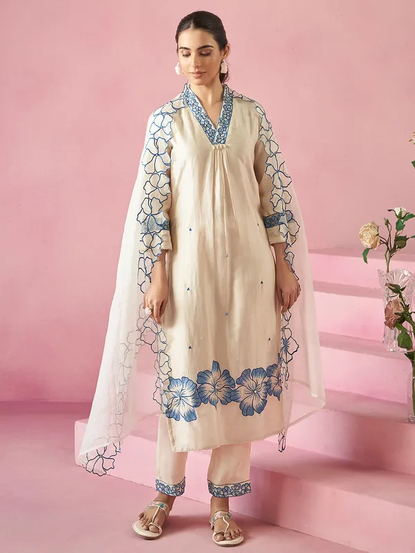 Off_White_Embroidered_Straight_Kurta_Trousers_With_Dupatta_set