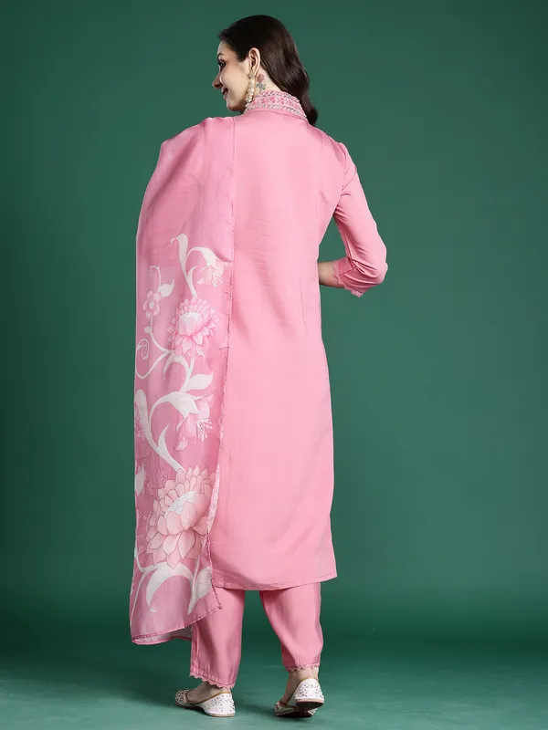 Pink_Embroidered_Silk_Kurta_Trouser_Dupatta_Set