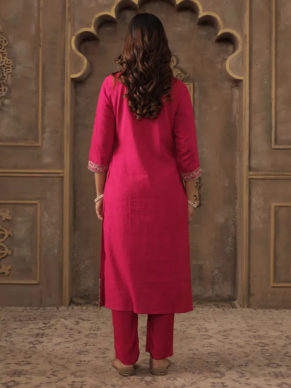 Pink_Pure_Cotton_Embroidered_Kurta_Trouser_Dupatta_Set