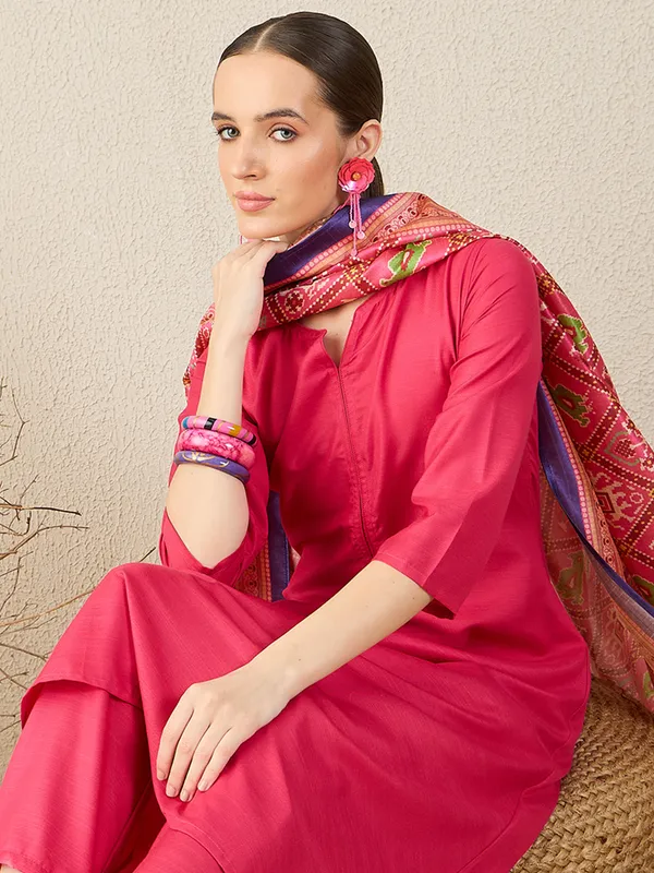 Pink_Solid_Cotton_Blend_Kurta_Trouser_Dupatta_Set