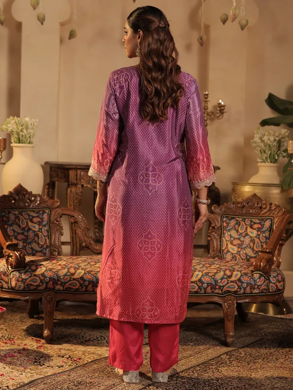 Pink_Silk_Blend_Embroidered_Kurta_Trouser_Dupatta_Set