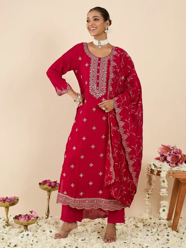 Pink_Embroidered_Silk_Blend_Kurta_Trouser_Dupatta_Set