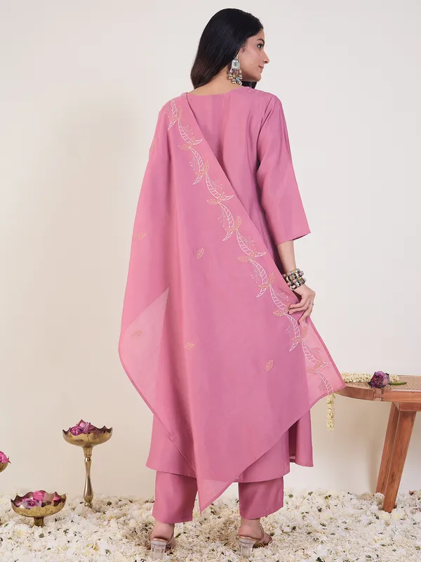 Pink_Embroidered_Silk_Blend_Kurta_Trouser_Dupatta_Set