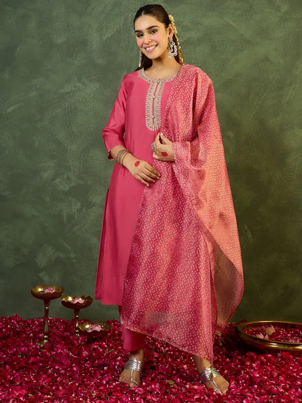 Pink_Embroidered_Silk_Kurta_Trouser_Dupatta_Set