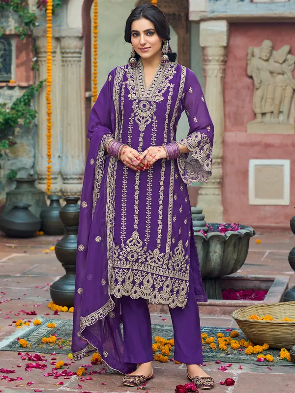 Purple_Embroidered_Organza_Kurta_Trouser_Dupatta_Set