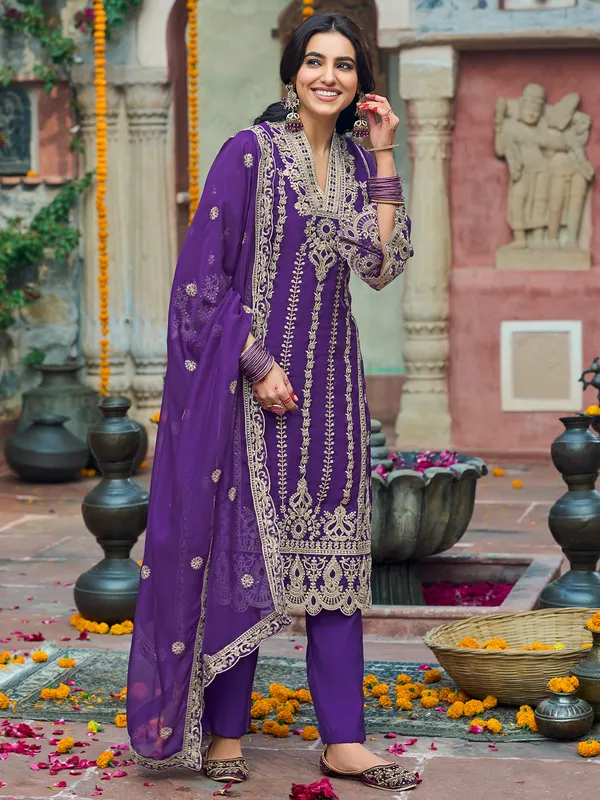 Purple_Embroidered_Organza_Kurta_Trouser_Dupatta_Set