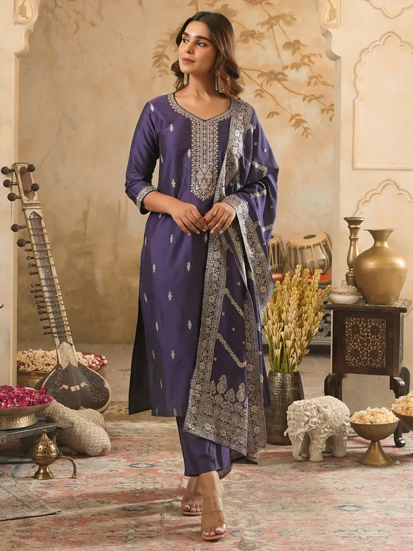 Purple_Silk_Blend_Embroidered_Kurta_Trouser_Dupatta_Set