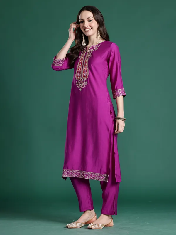 Purple_Printed_Silk_Kurta_Trouser_Dupatta_Set