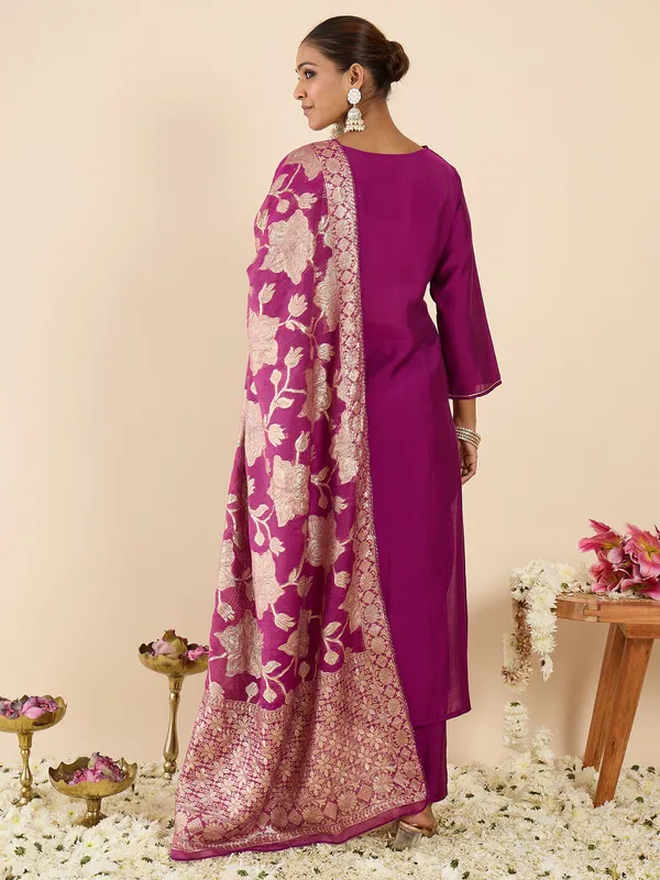 Purple_Embroidered_Straight_Kurta_Trousers_With_Dupatta_set