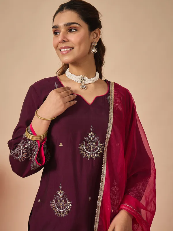 Purple_Embroidered_Liva_Kurta_Trouser_Dupatta_Set