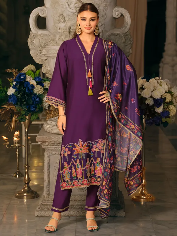 Purple_Embroidered_Silk_Blend_Kurta_Trouser_Dupatta_Set