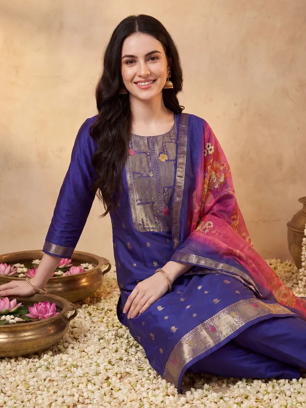 Purple_Woven_Design_Silk_Blend_Kurta_Trouser_Dupatta_Set