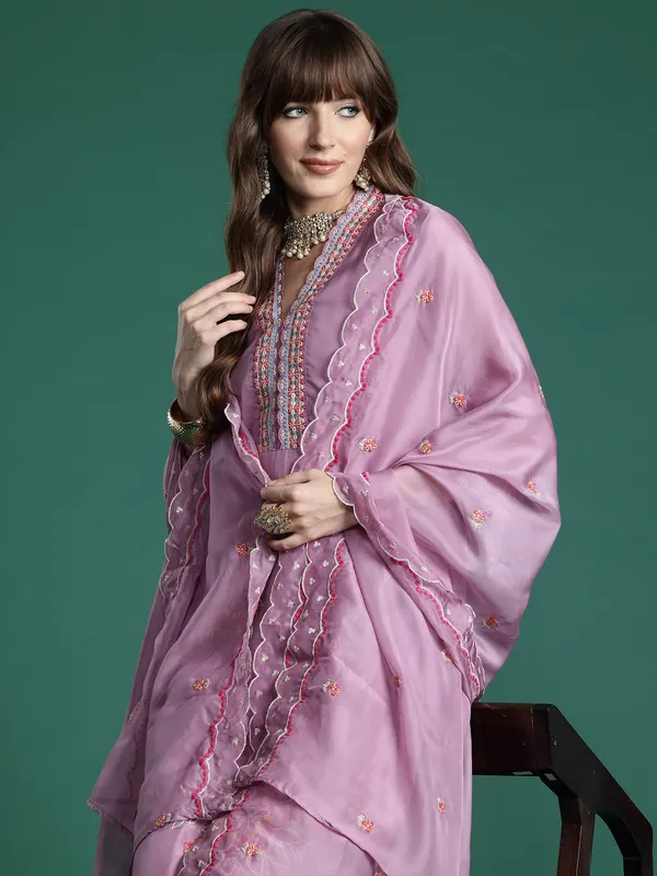 Purple_Embroidered_Organza_Kurta_Trouser_Dupatta_Set
