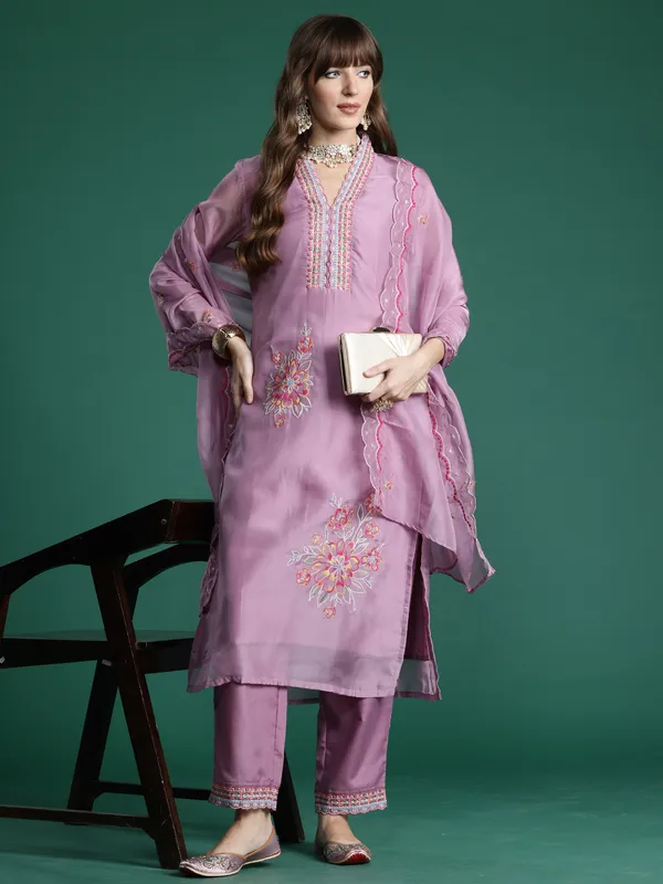 Purple_Embroidered_Organza_Kurta_Trouser_Dupatta_Set