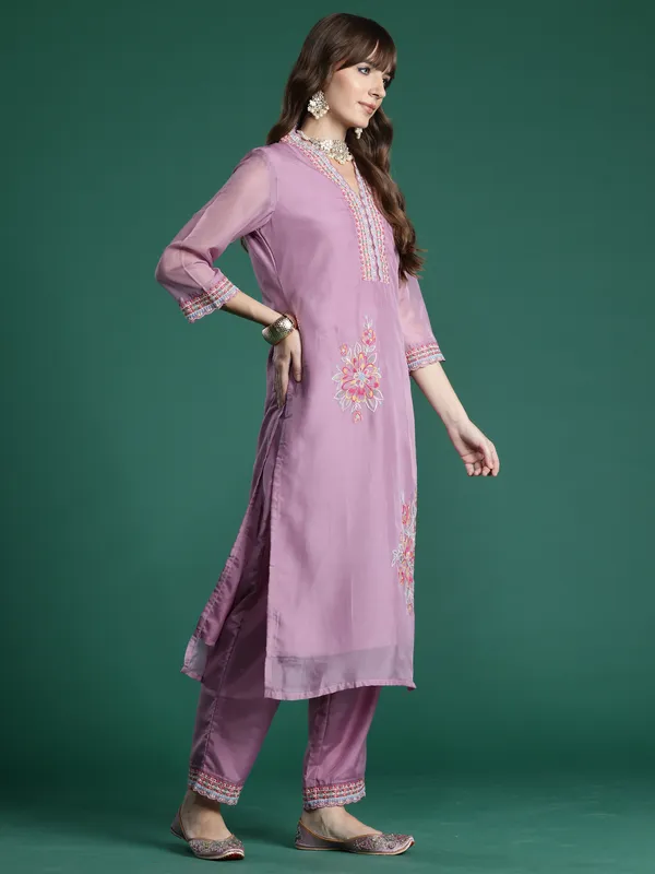 Purple_Embroidered_Organza_Kurta_Trouser_Dupatta_Set