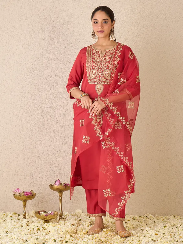 Red_Silk_Blend_Embroidered_Kurta_Trouser_Dupatta_Set