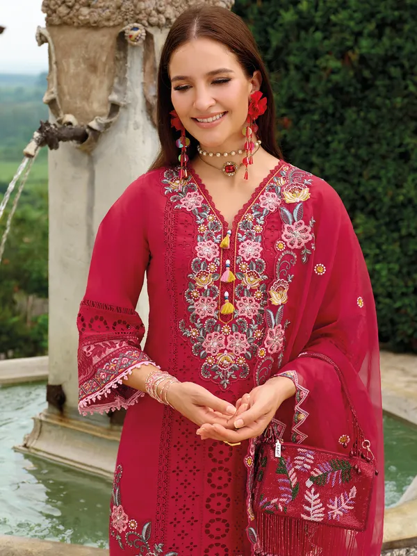 Red_Embroidered_Silk_Blend_Kurta_Trouser_Dupatta_Set