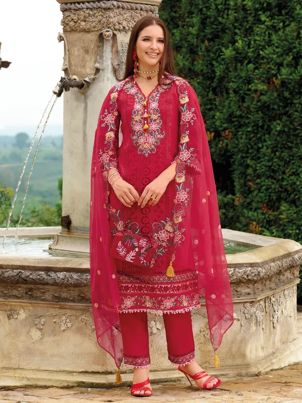 Red_Embroidered_Silk_Blend_Kurta_Trouser_Dupatta_Set