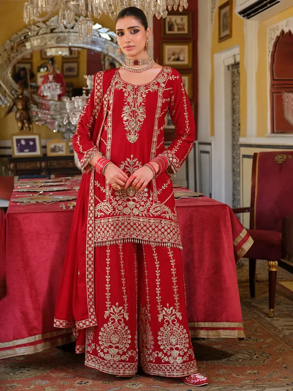 Red_Embroidered_Chinon_Kurta_Trouser_Dupatta_Set