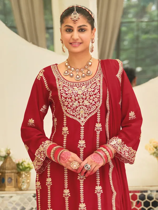 Red_Embroidered_Chinon_Kurta_Trouser_Dupatta_Set