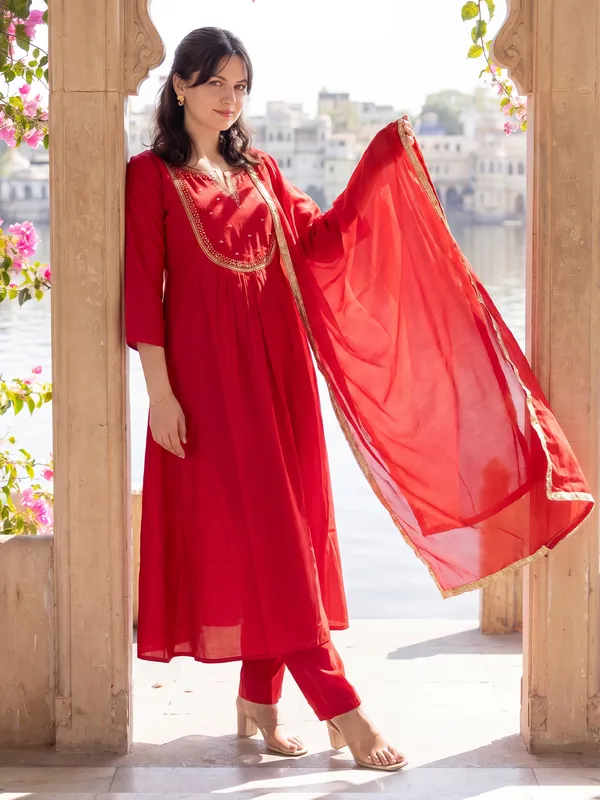 Red_Embroidered_Silk_Blend_Kurta_Trouser_Dupatta_Set
