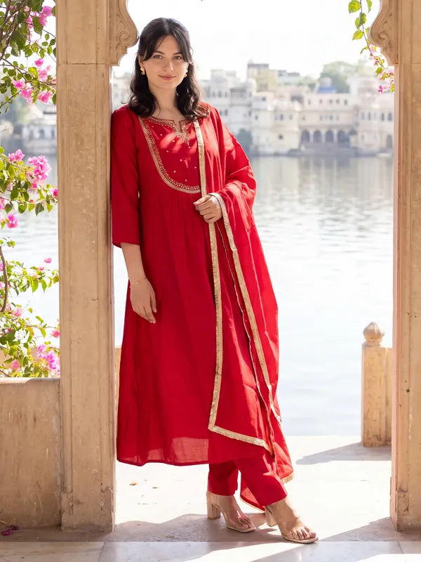 Red_Embroidered_Silk_Blend_Kurta_Trouser_Dupatta_Set