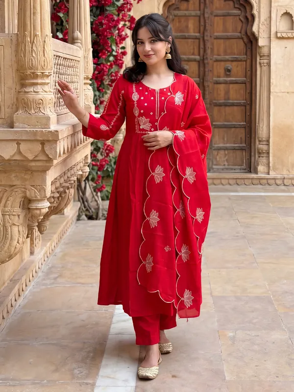 Red_Embroidered_Silk_Blend_Kurta_Trouser_Dupatta_Set