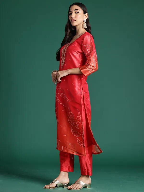 Red_Printed_Straight_Kurta_Trousers_With_Dupatta_Set