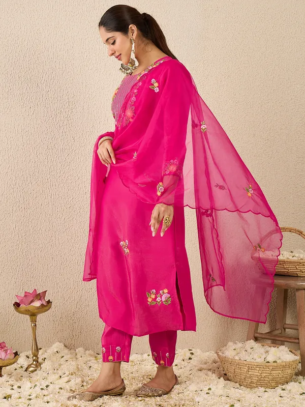 Pink_Embroidered_Silk_Kurta_Trouser_Dupatta_Set