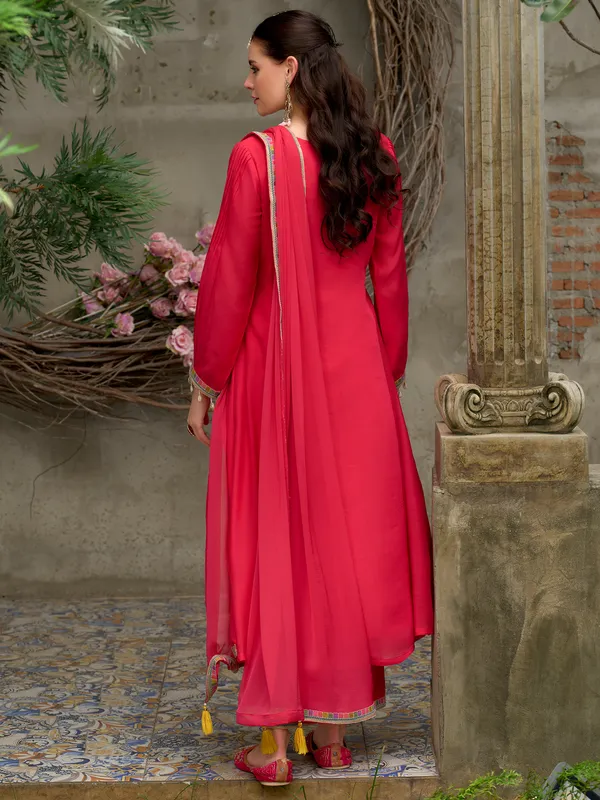 Pink_Embroidered_Silk_Blend_Kurta_Trouser_Dupatta_Set