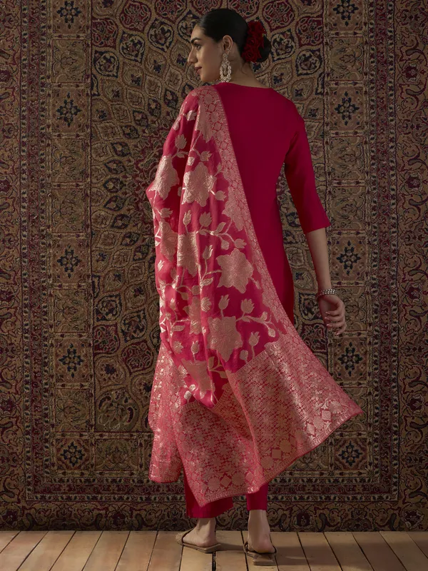 Pink_Embroidered_Silk_Blend_Kurta_Trouser_Dupatta_Set
