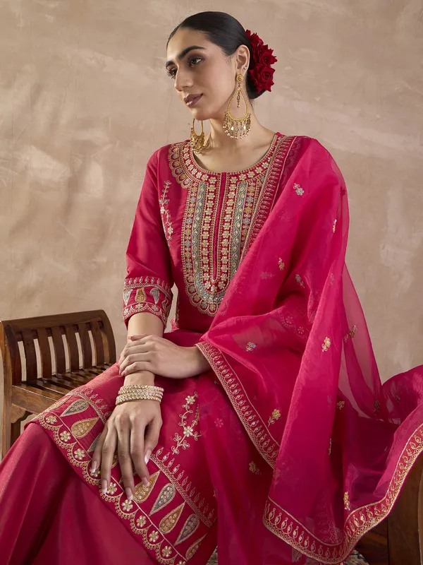 Pink_Embroidered_Silk_Kurta_Trouser_Dupatta_Set