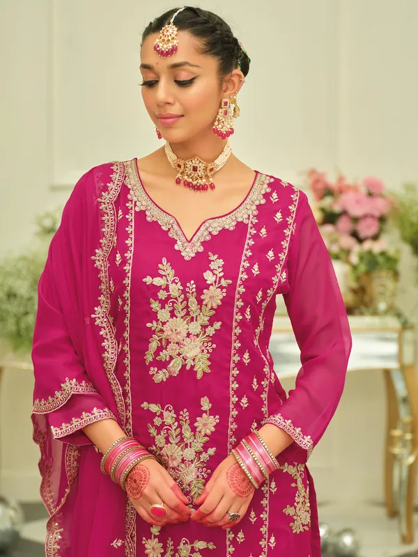 Pink_Embroidered_Organza_Kurta_Trouser_Dupatta_Set