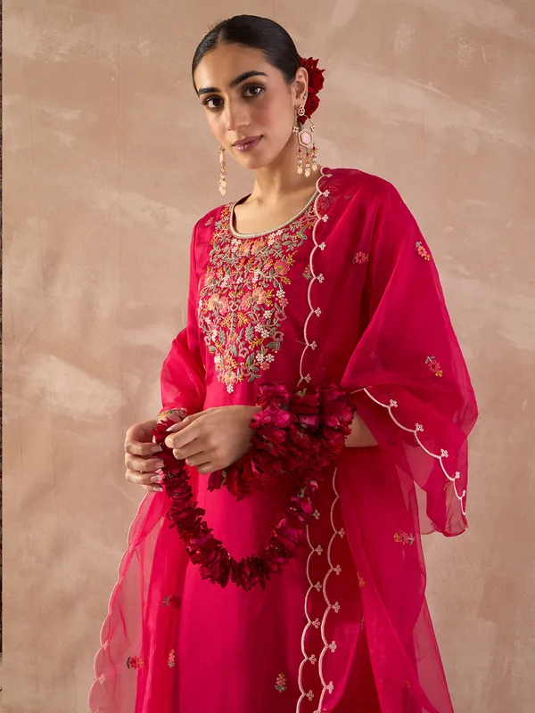 Pink_Embroidered_Silk_Blend_Kurta_Trouser_Dupatta_Set