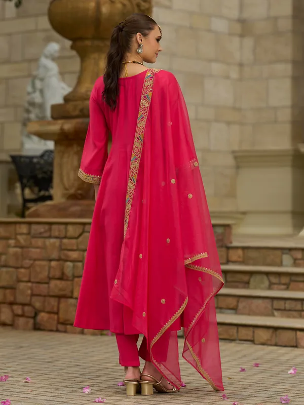 Pink_Embroidered_Silk_Kurta_Trouser_Dupatta_Set