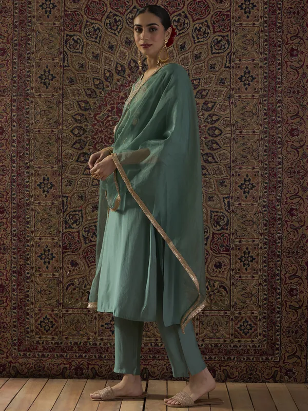 Sea_Green_Silk_Blend_Embroidered_Kurta_Trouser_Dupatta_Set