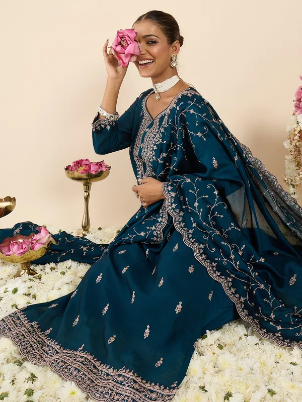 Teal_Embroidered_Silk_Blend_Kurta_Trouser_Dupatta_Set