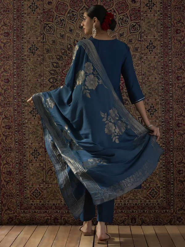 Teal_Embroidered_Straight_Kurta_Trousers_With_Dupatta_set