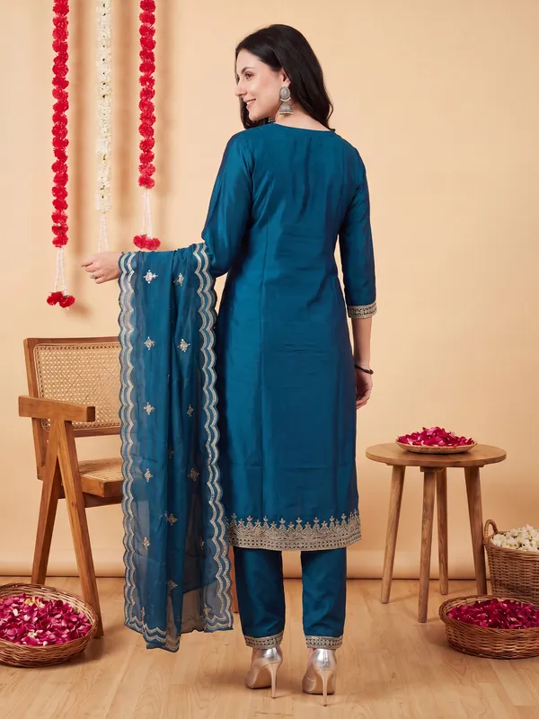 Teal_Embroidered_Chinon_Kurta_Trouser_Dupatta_Set