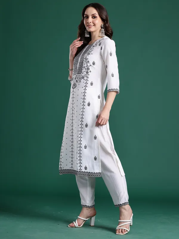White_Woven_Design_Straight_Kurta_Trousers_With_Dupatta_Set